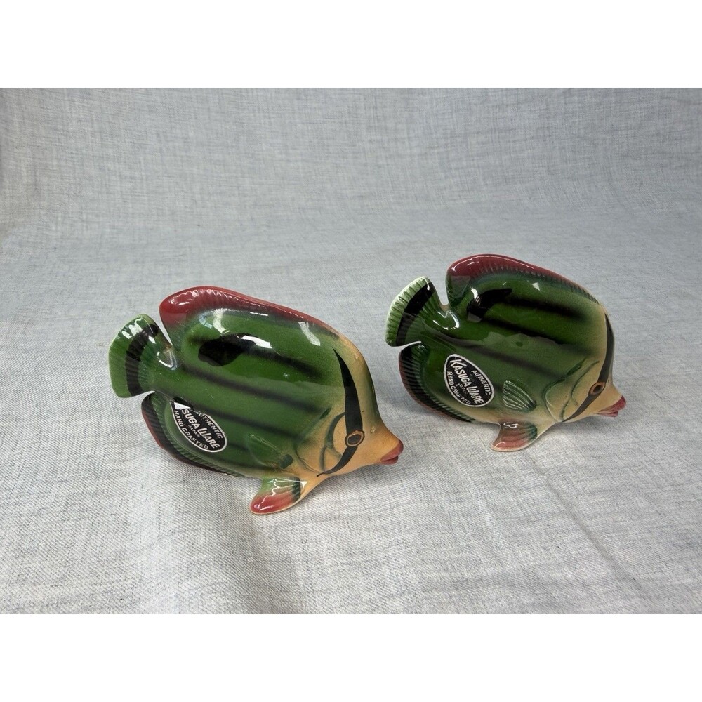 Kasuga Ware Tropical Fish Salt and Pepper Shakers Japan Green Orange and Black